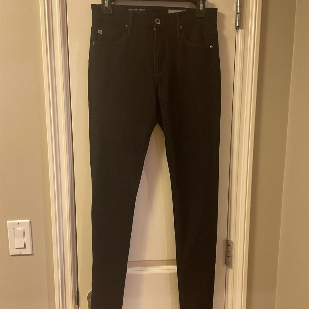 NWOT AG Farrah high rise skinny jeans size 27